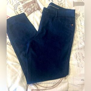 Old Navy “Super Skinny mid-rise” jeans‎